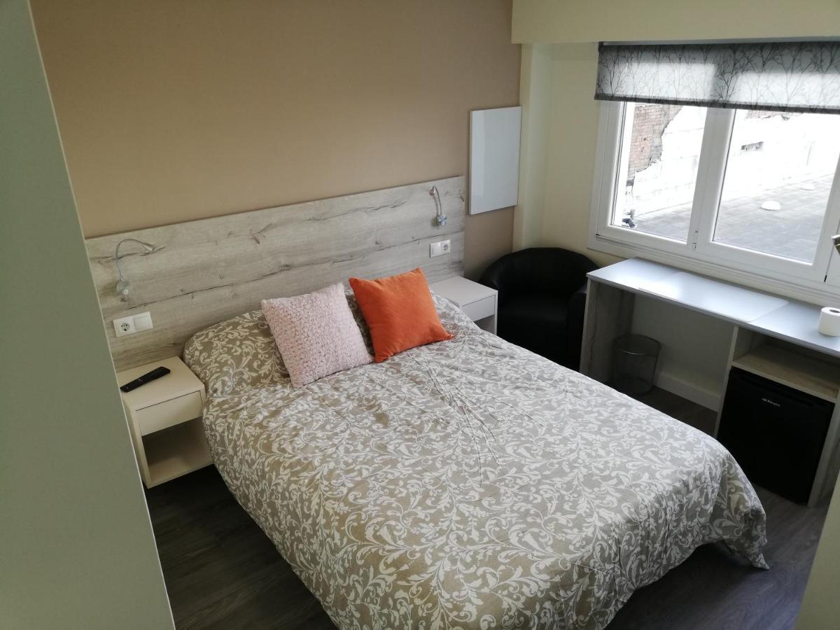 Pension La Intermodal Santiago de Compostela Luaran gambar