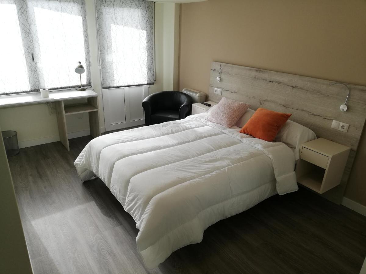 Pension La Intermodal Santiago de Compostela Luaran gambar